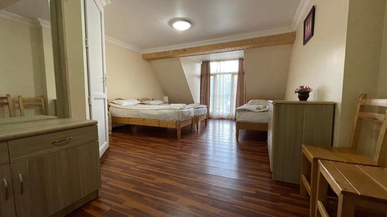 Mestiatour Guest House Екстериор снимка