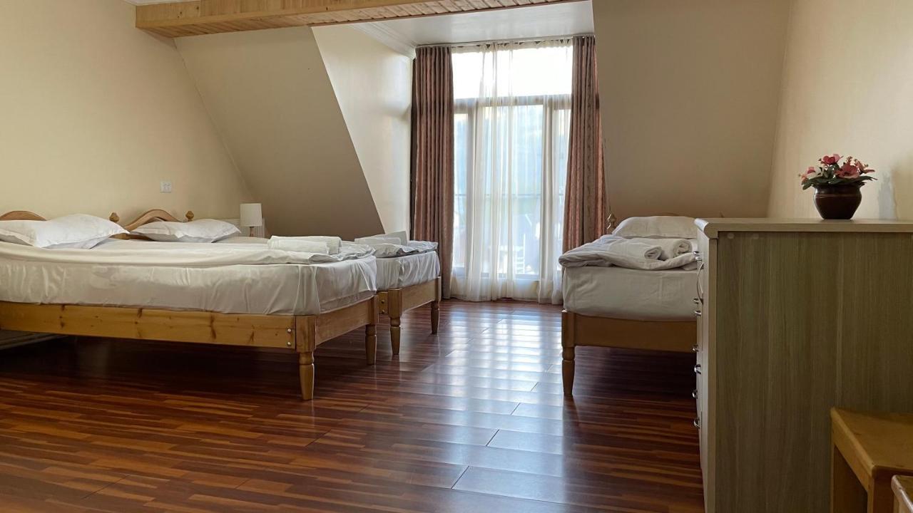 Mestiatour Guest House Екстериор снимка