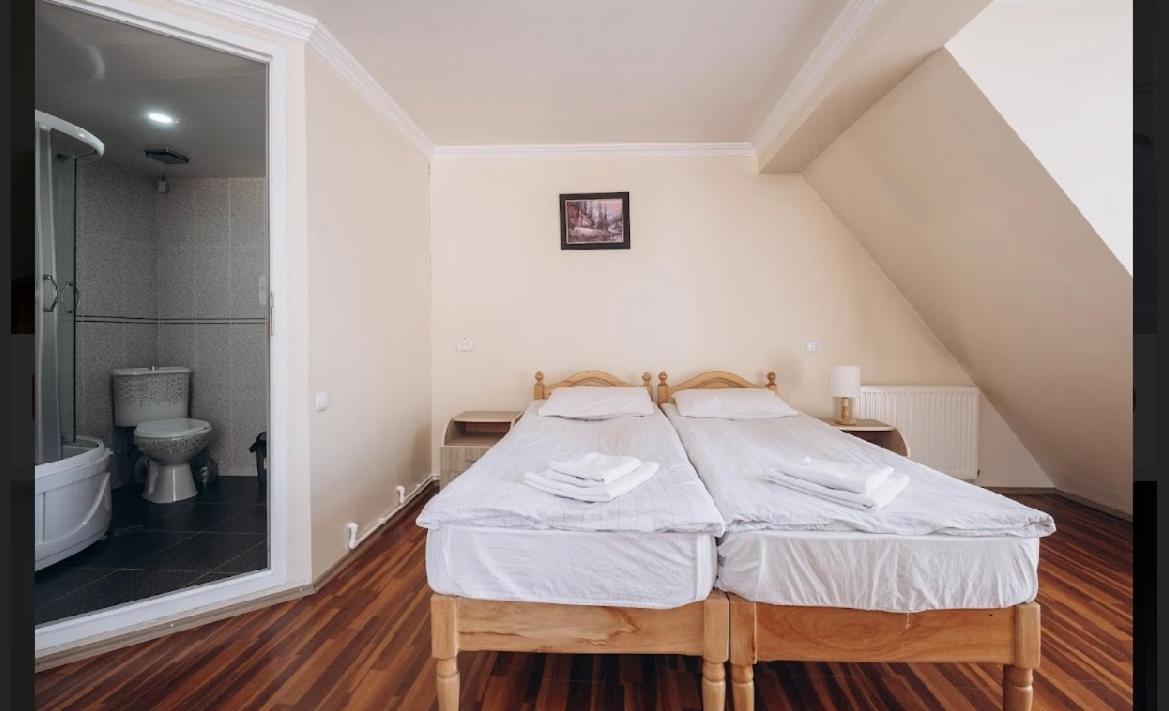 Mestiatour Guest House Екстериор снимка