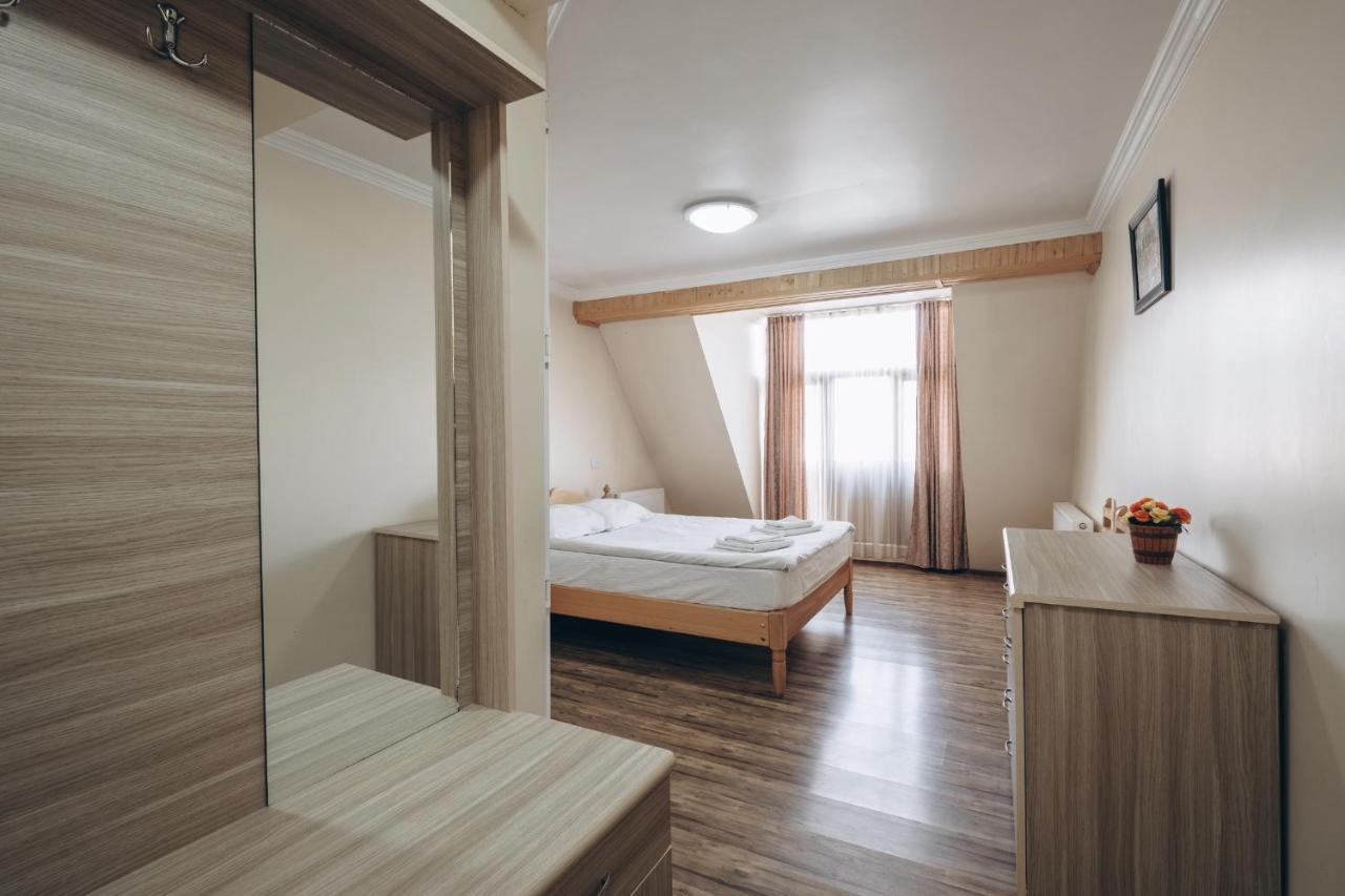 Mestiatour Guest House Екстериор снимка