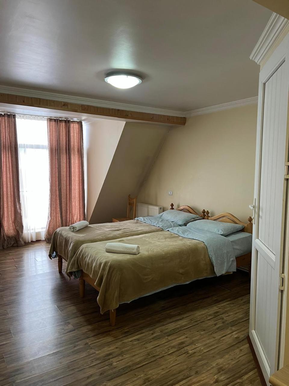 Mestiatour Guest House Екстериор снимка