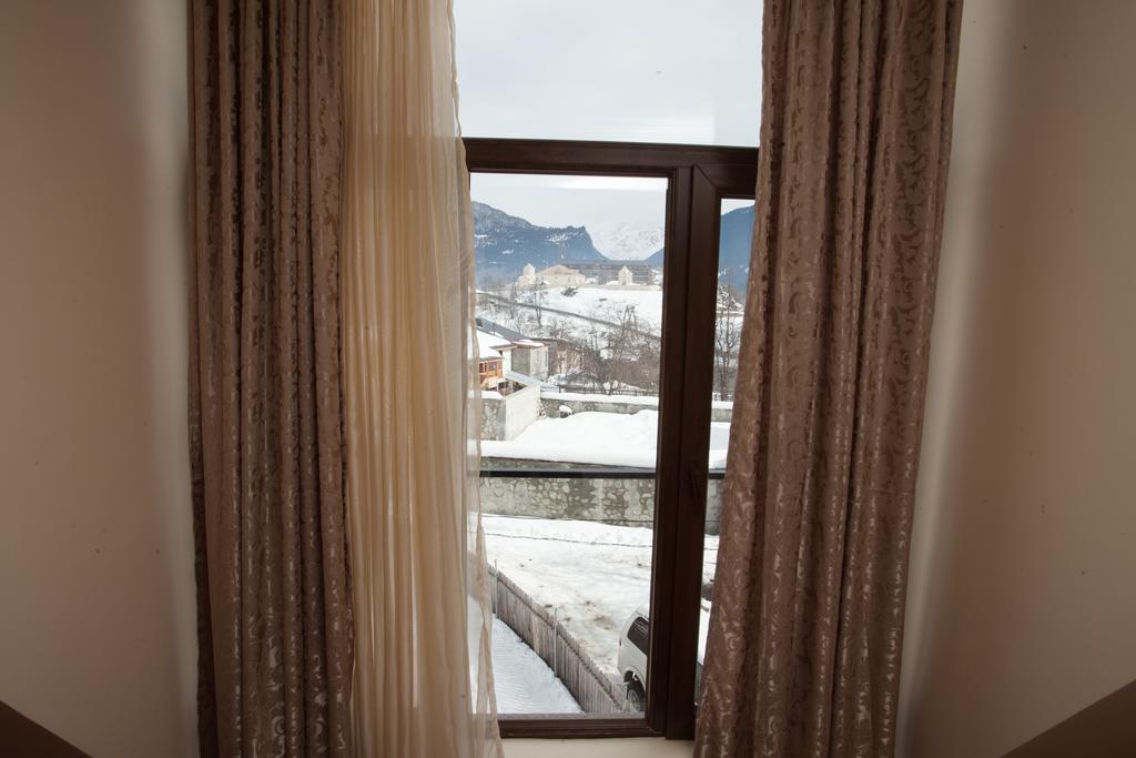 Mestiatour Guest House Екстериор снимка
