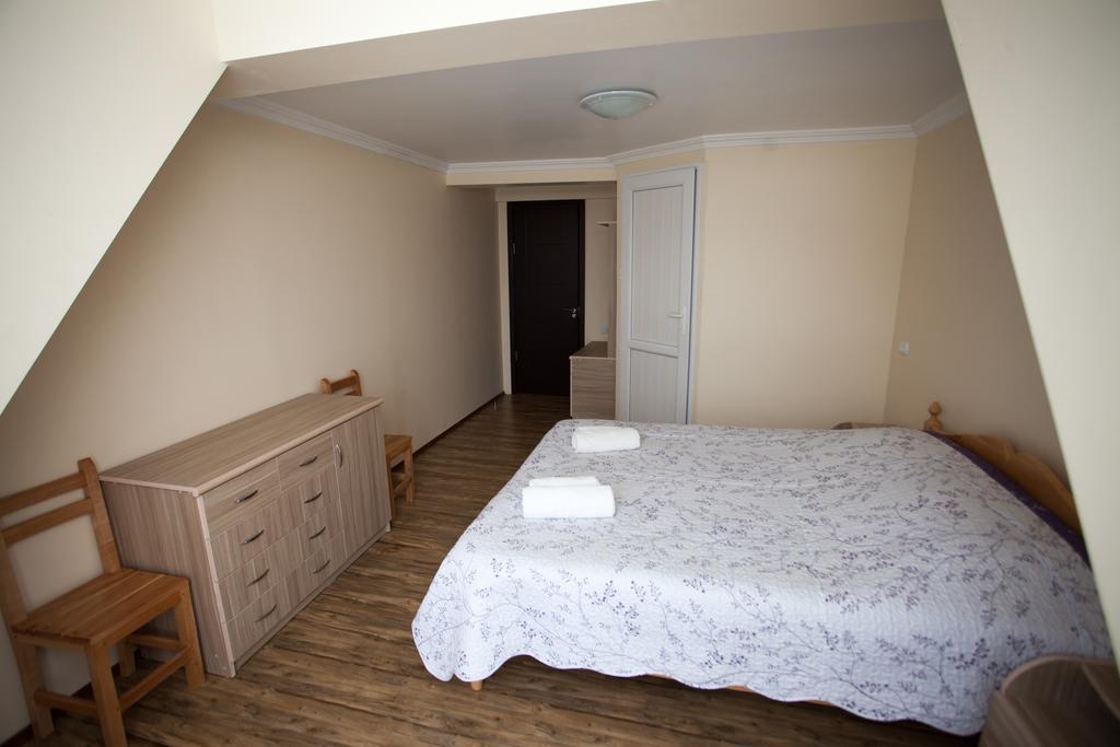 Mestiatour Guest House Екстериор снимка