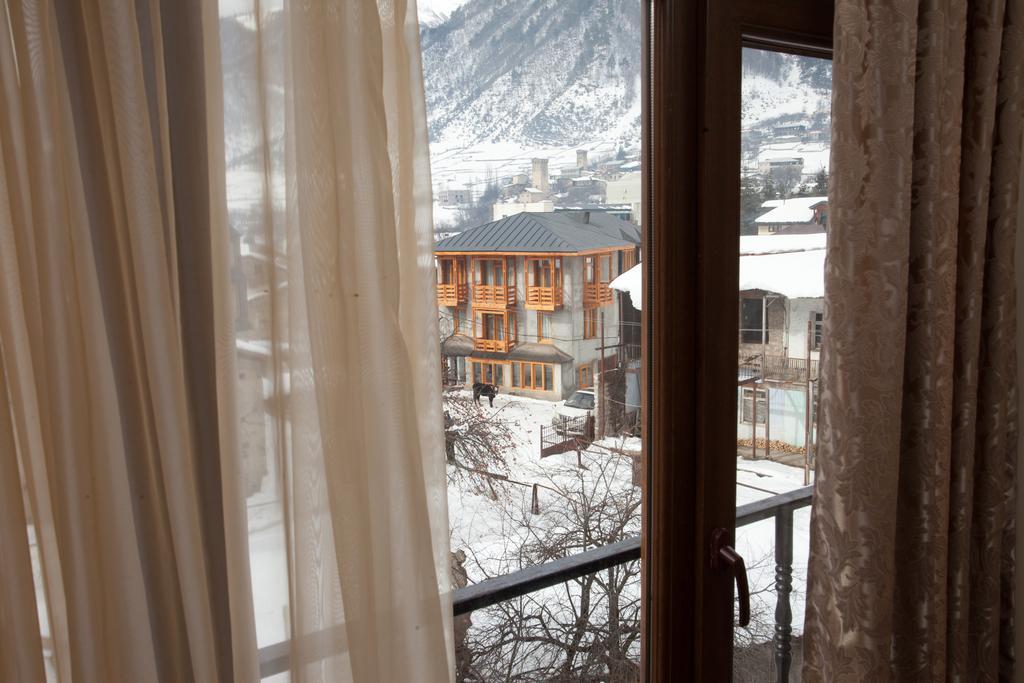 Mestiatour Guest House Екстериор снимка
