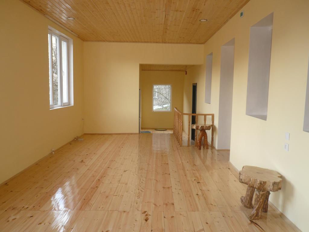 Mestiatour Guest House Екстериор снимка