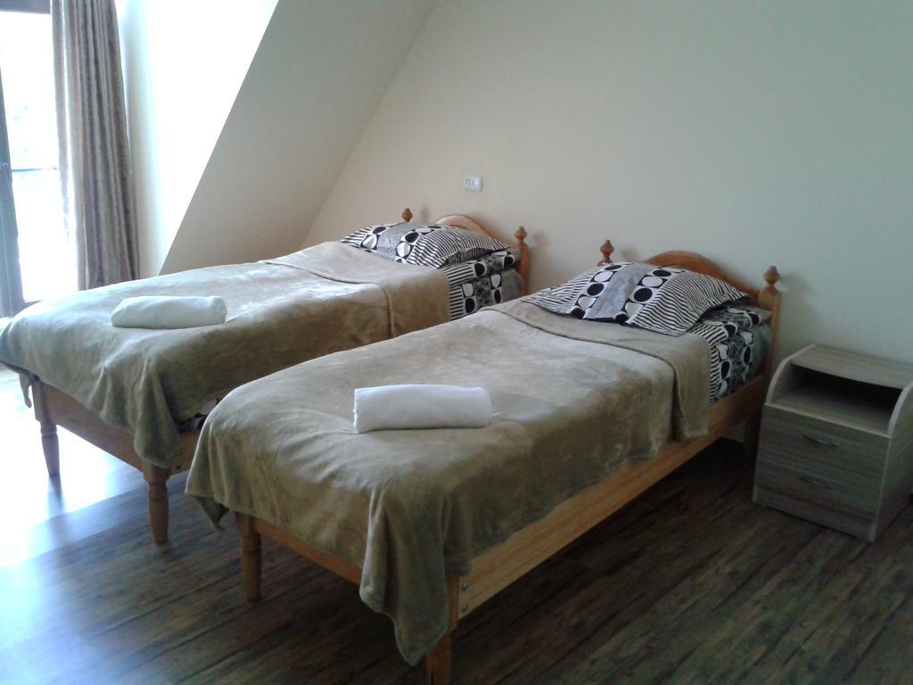 Mestiatour Guest House Екстериор снимка
